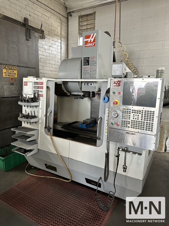 2007 HAAS VF-2D Vertical Machining Centers | Machinery Network Inc.