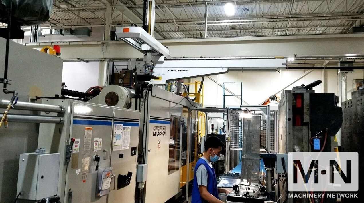 YUSHIN AEXII-1300SL ROBOTS, (Including N/C & CNC) | Machinery Network Inc.
