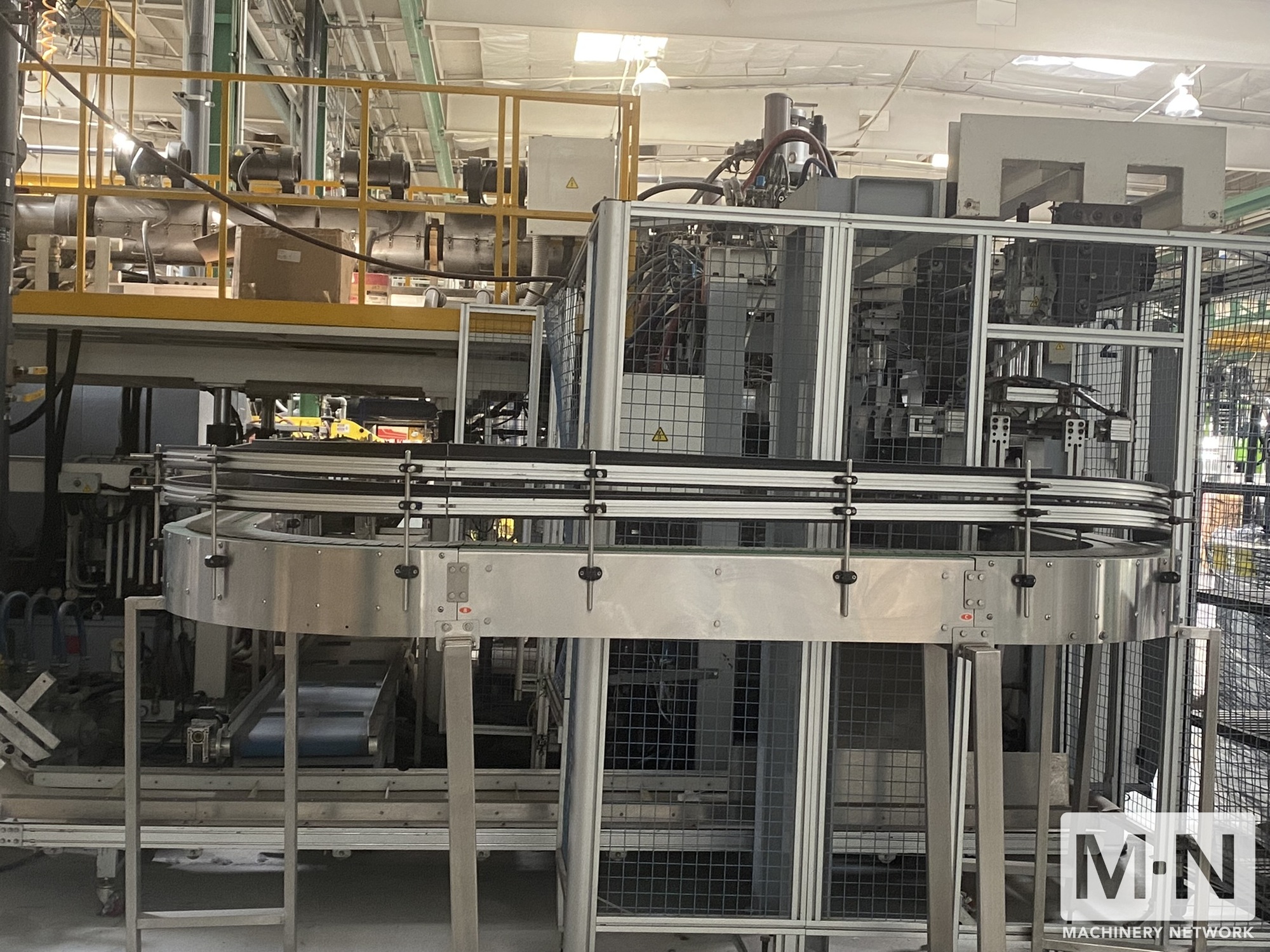 2016 FONG KEE HBA 150 BLOW MOLDING MACHINES | Machinery Network Inc.